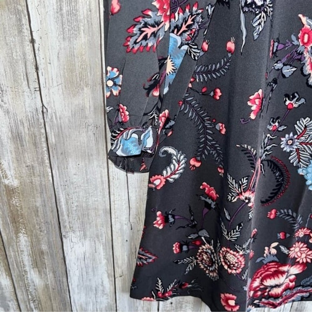 Loft Grey Floral Petite 3/4 Sleeve Pink Blue Mini Dress 6P - Picture 4 of 6